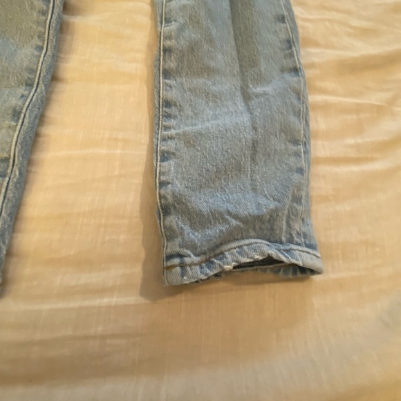ZARA X GOOD AMERICAN
Classic Slim Jeans (J1) - Picture 5 of 10